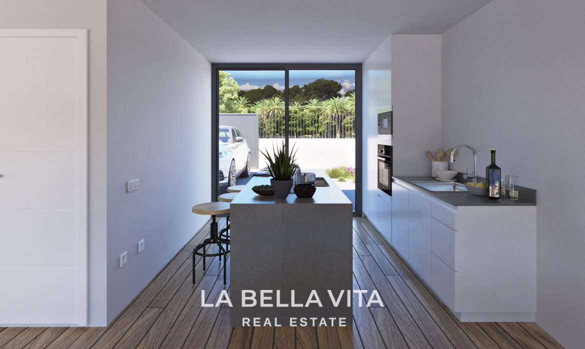 Luxury Independent New Build Villas with for sale in La Marina Urbanisation, Alicante