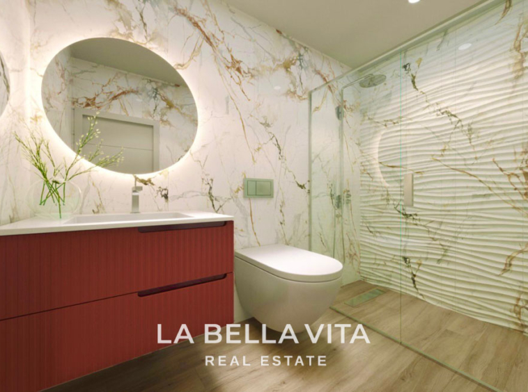 Luxury New Build Apartments for sale by the beach in Torrevieja, Spain