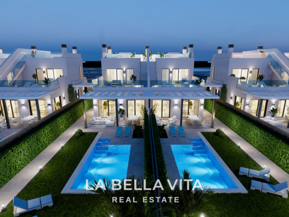 Exclusive Beachfront Villas with private pools and sea views for sale in Los Alcazares – Prime Location on the Mar Menor