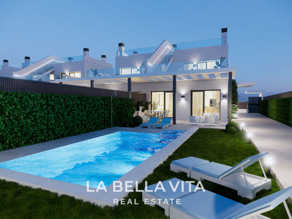 Exclusive Beachfront Villas with private pools and sea views for sale in Los Alcazares – Prime Location on the Mar Menor