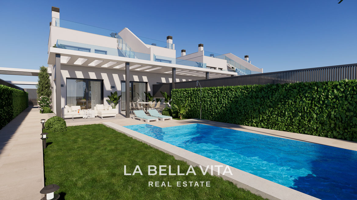 Exclusive Beachfront Villas with private pools and sea views for sale in Los Alcazares – Prime Location on the Mar Menor