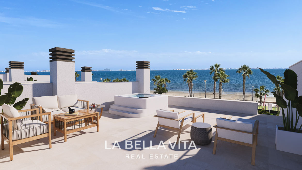 Exclusive Beachfront Villas with private pools and sea views for sale in Los Alcazares – Prime Location on the Mar Menor