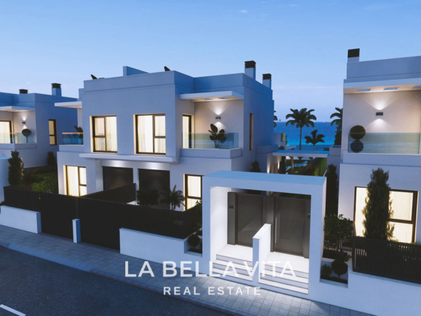 Exclusive Beachfront Villas with private pools and sea views for sale in Los Alcazares – Prime Location on the Mar Menor