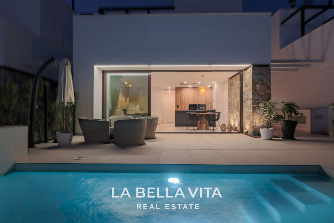 Exclusive New Build Villas with Basement for sale in Santa Rosalía Resort – Luxury, Space, and Competitive Prices