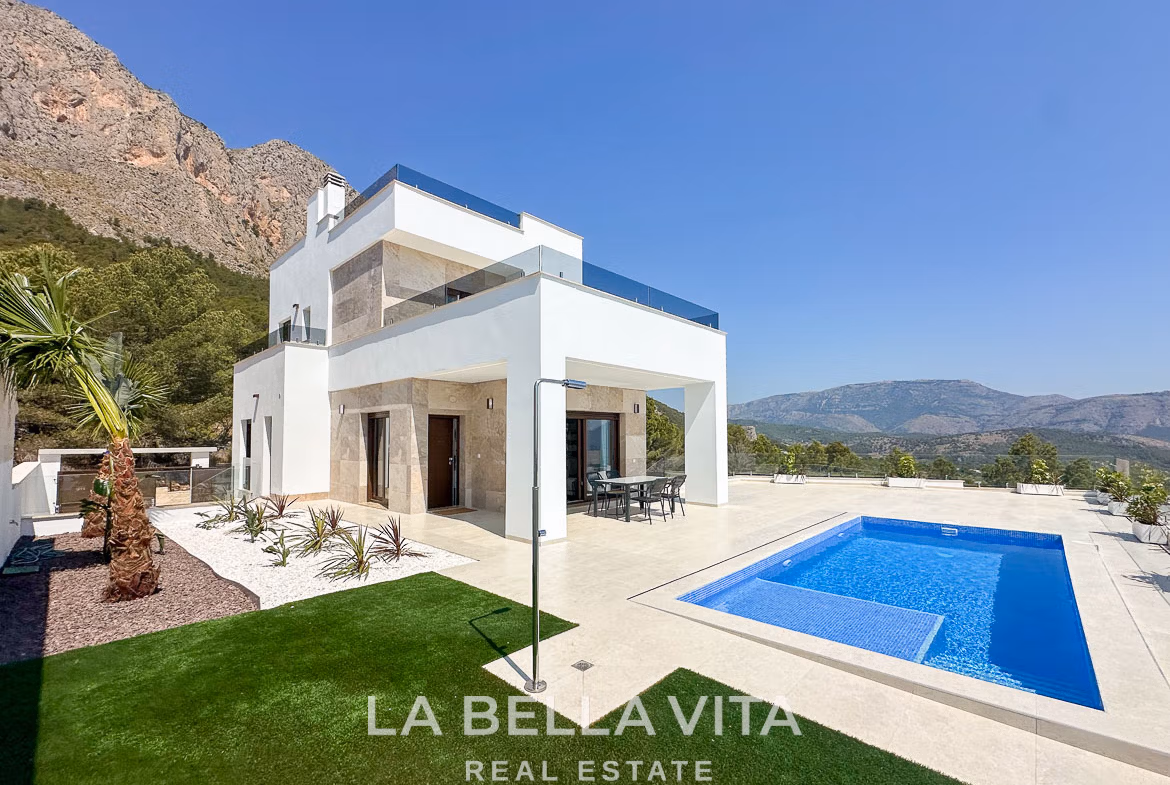 Propriétés neuves de luxe avec vue mer à vendre à Polop Hills
