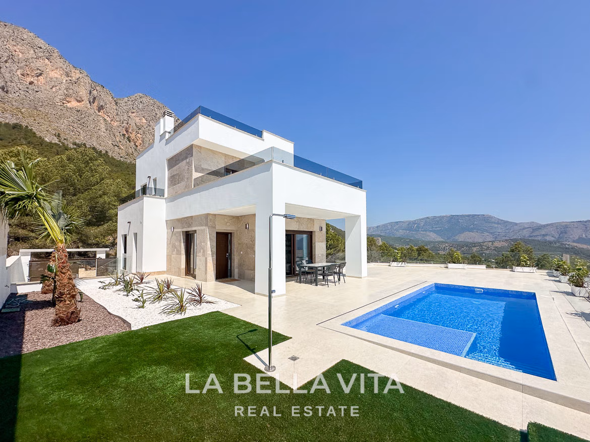 Propriétés neuves de luxe avec vue mer à vendre à Polop Hills-01 Propriétés neuves de luxe avec vue mer à vendre à Polop Hills