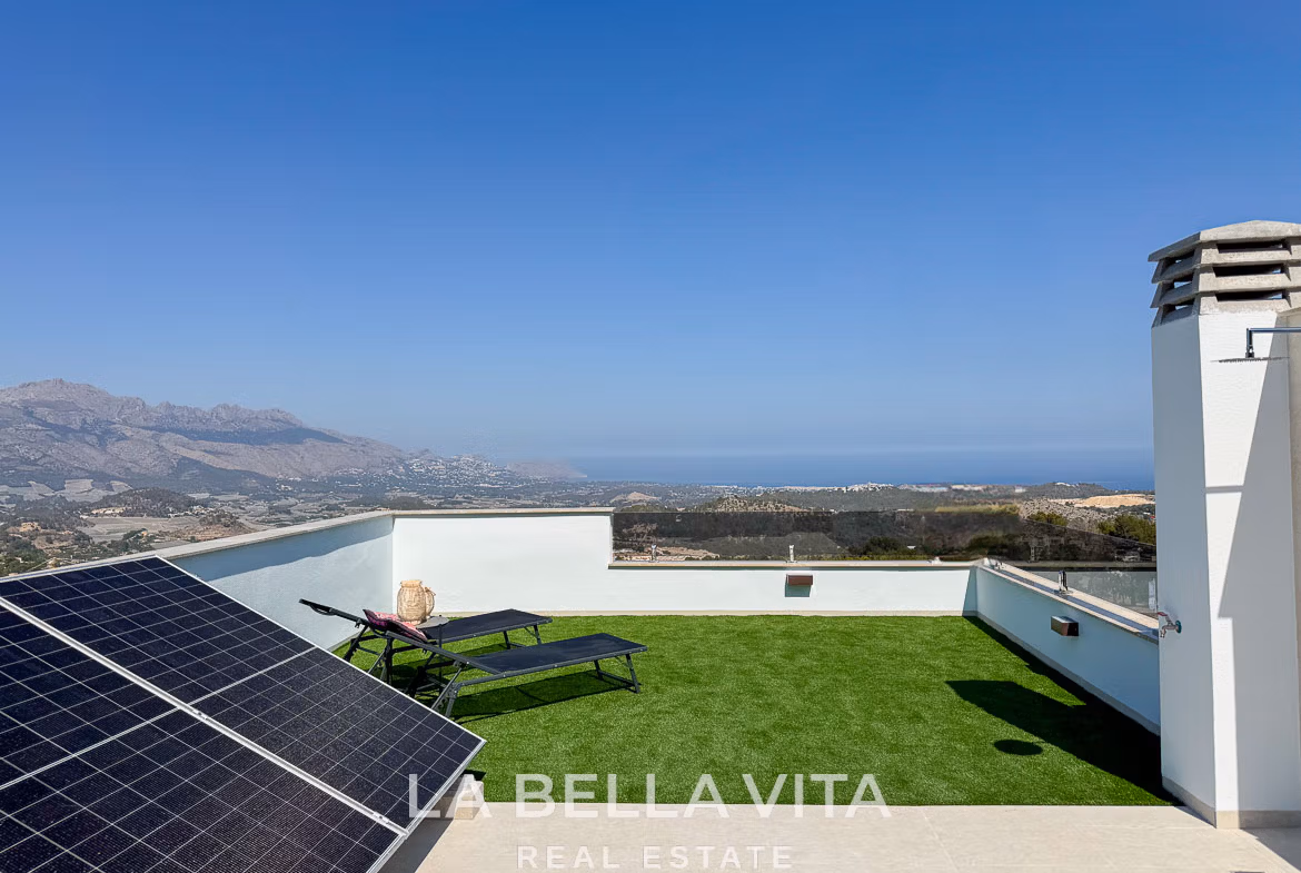 Luxury New Build Properties with sea views for sale in Polop Hills