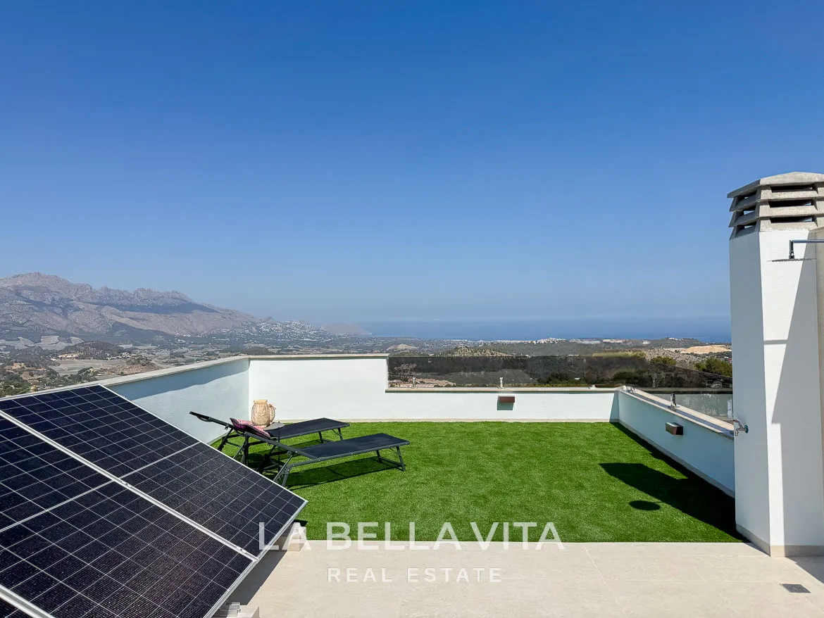 Luxury New Build Properties with sea views for sale in Polop Hills