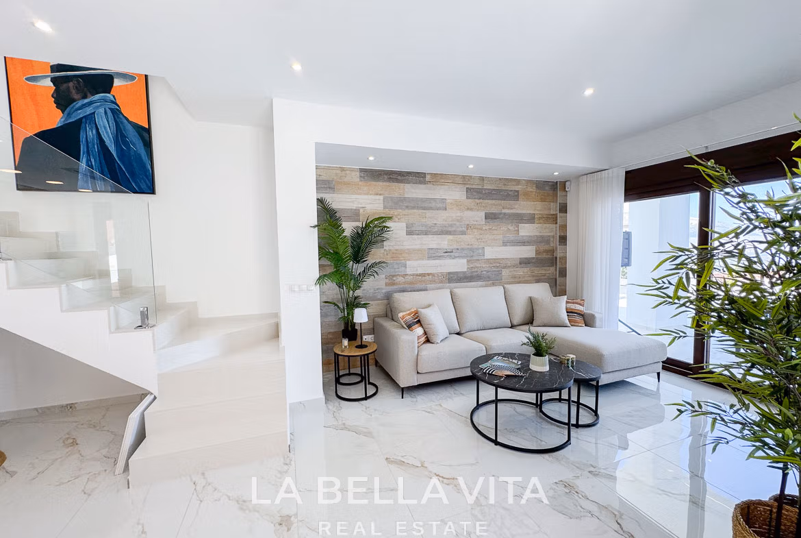 Luxury New Build Properties with sea views for sale in Polop Hills