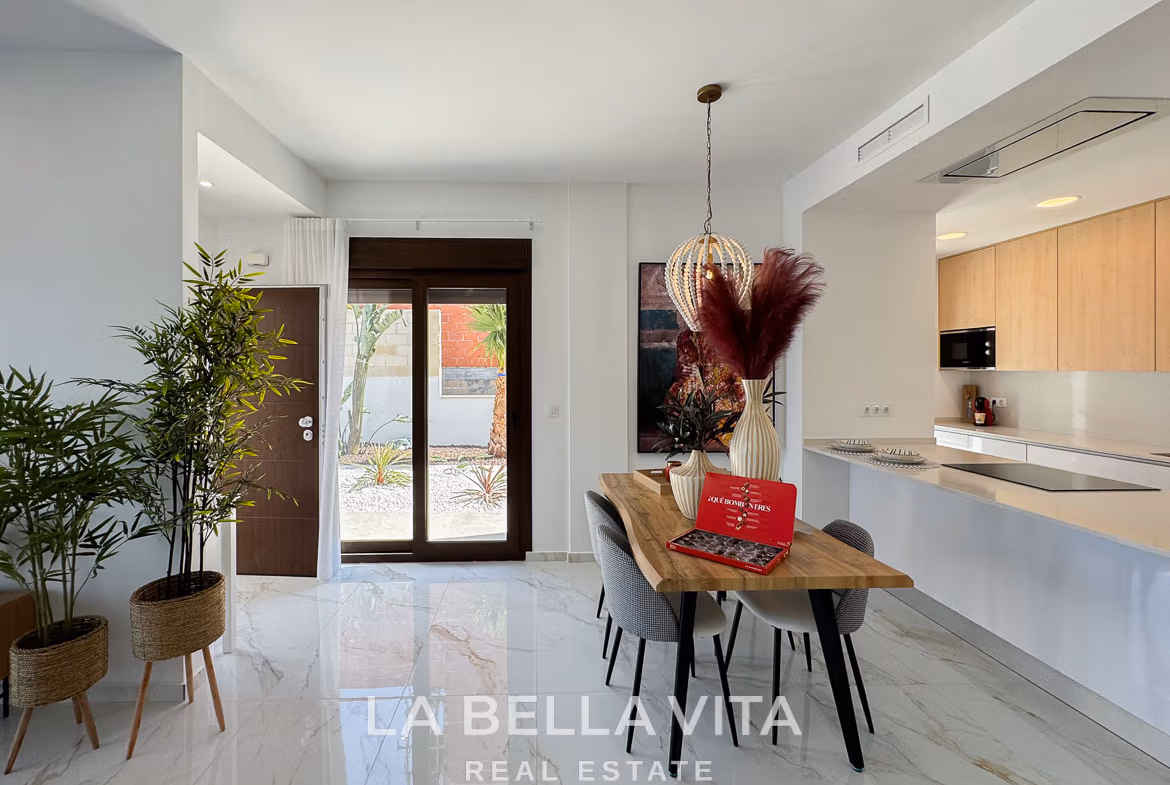 Luxury New Build Properties with sea views for sale in Polop Hills