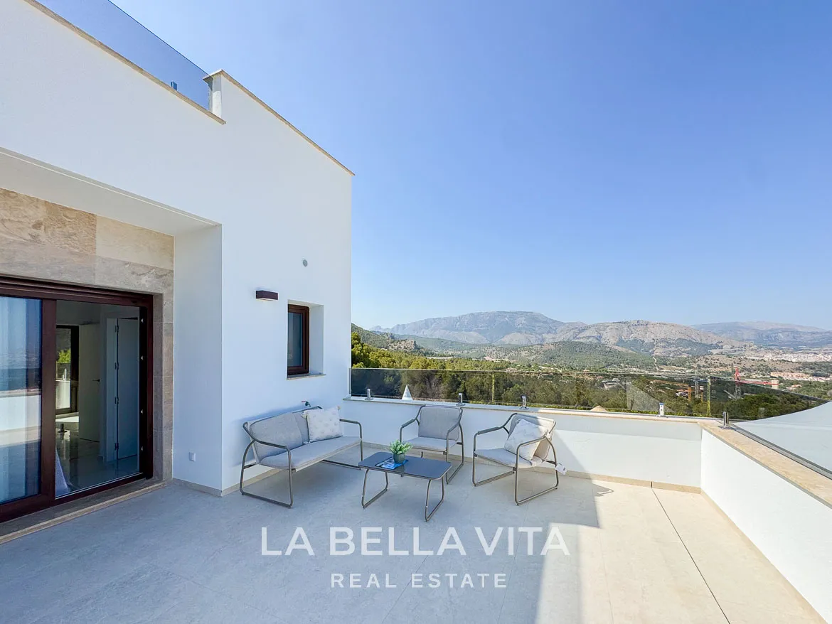Luxury New Build Properties with sea views for sale in Polop Hills