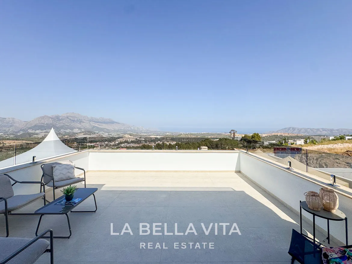 Luxury New Build Properties with sea views for sale in Polop Hills