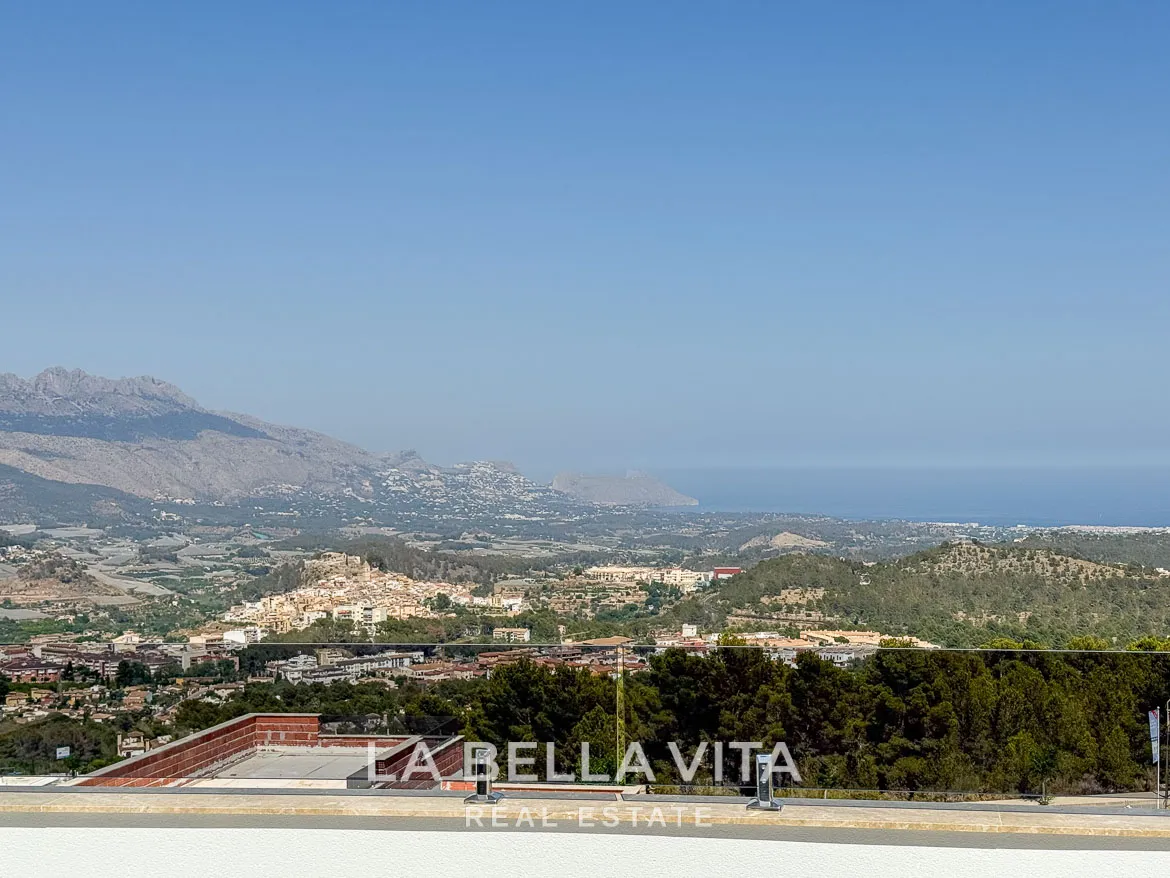 Luxury New Build Properties with sea views for sale in Polop Hills