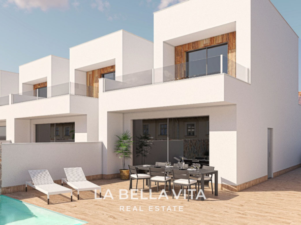 Modern New Build Villa with Private Pool and Solarium for Sale – Just 300 Meters Walking to the Beach in Torre de la Horadada