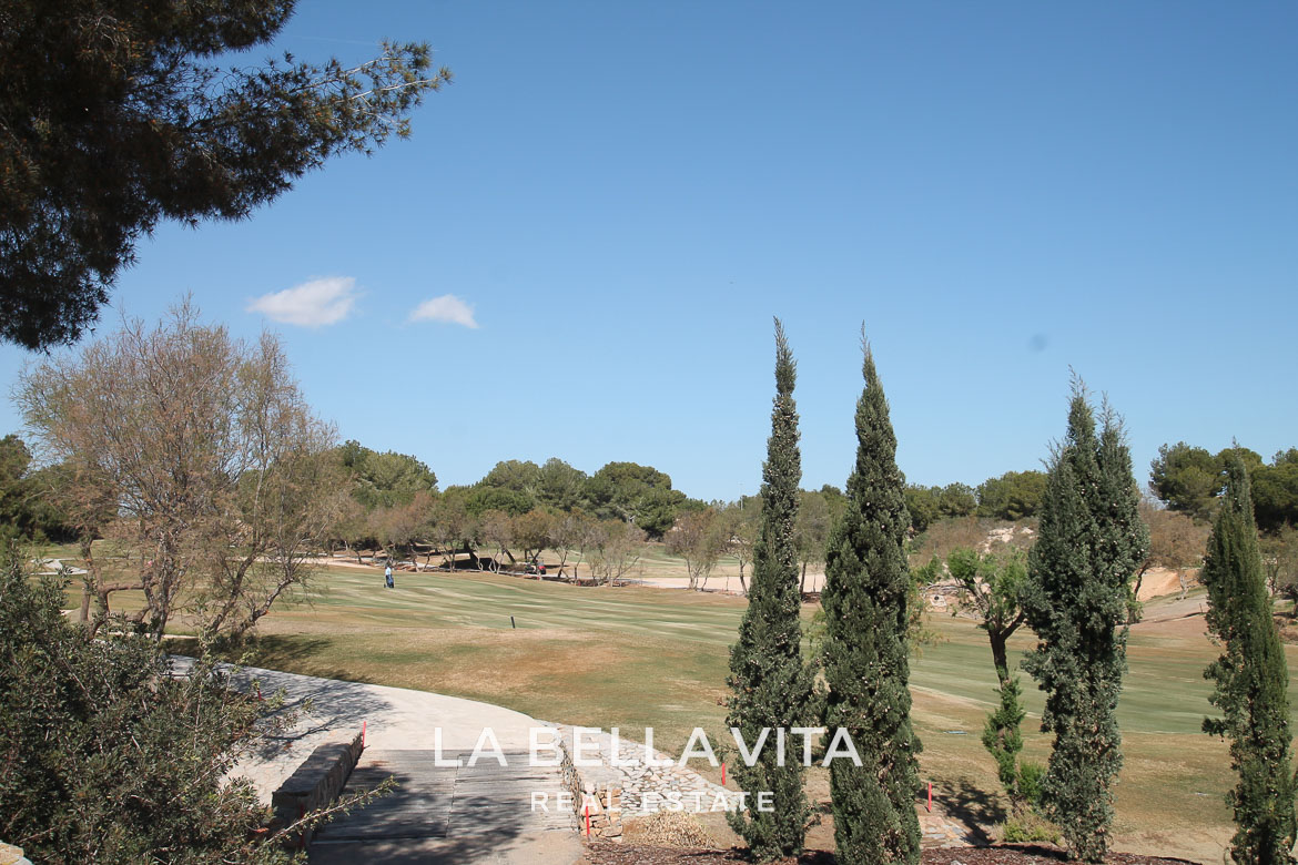 Modern Resale single-storey Villa for sale in Lo Romero Golf, Pilar de la Horadada – Exclusive Opportunity!