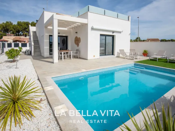 Modern new build Single-Storey Villas for Sale in Pinar de Campoverde – Spacious Plots and Private Pools