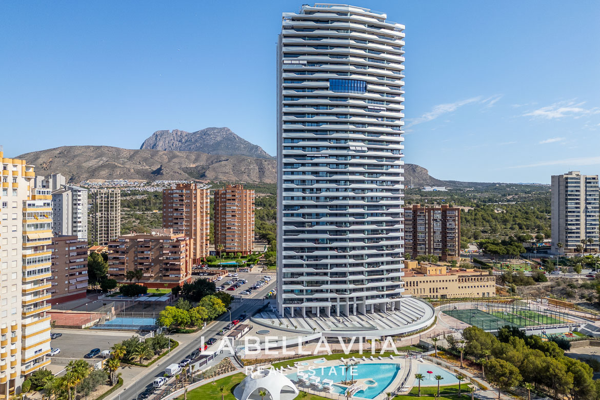 Exclusive New-Build Luxury Apartments with sea views for sale in Benidorm, Playa Poniente