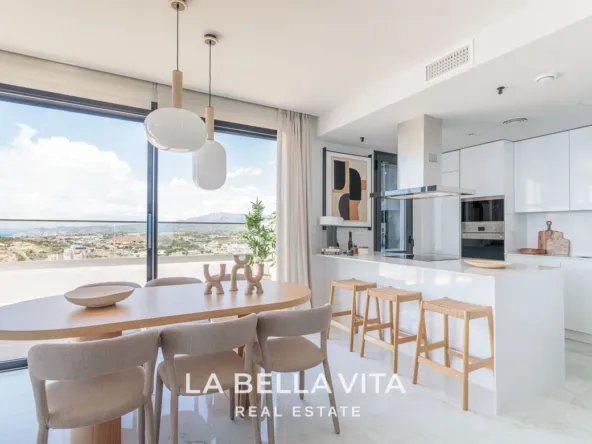 Exclusive New-Build Luxury Apartments with sea views for sale in Benidorm, Playa Poniente