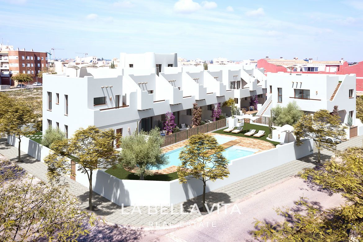 New Properties, bungalows by the beach in Pilar de la Horadada for Sale