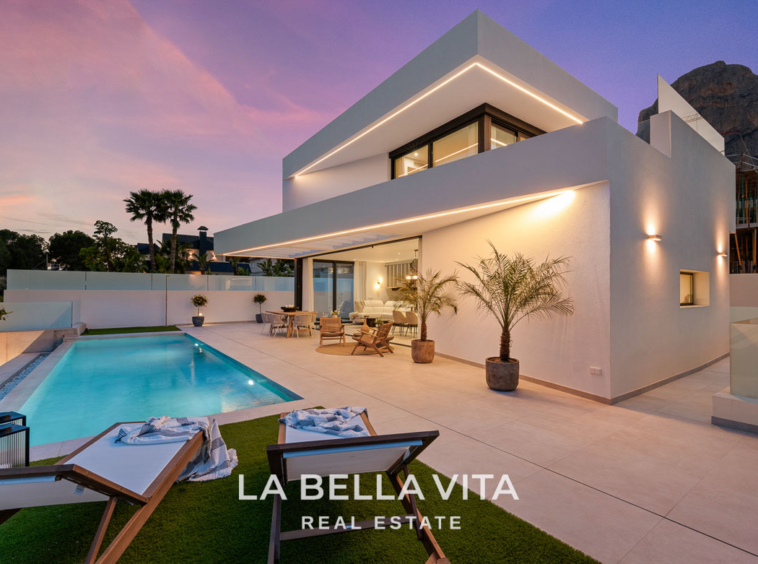 Stunning New Build Luxury Properties with private pool, garage and basement for sale in Polop, Alicante