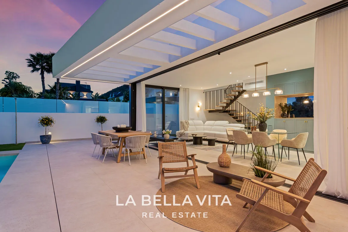 Stunning New Build Luxury Properties with private pool, garage and basement for sale in Polop, Alicante