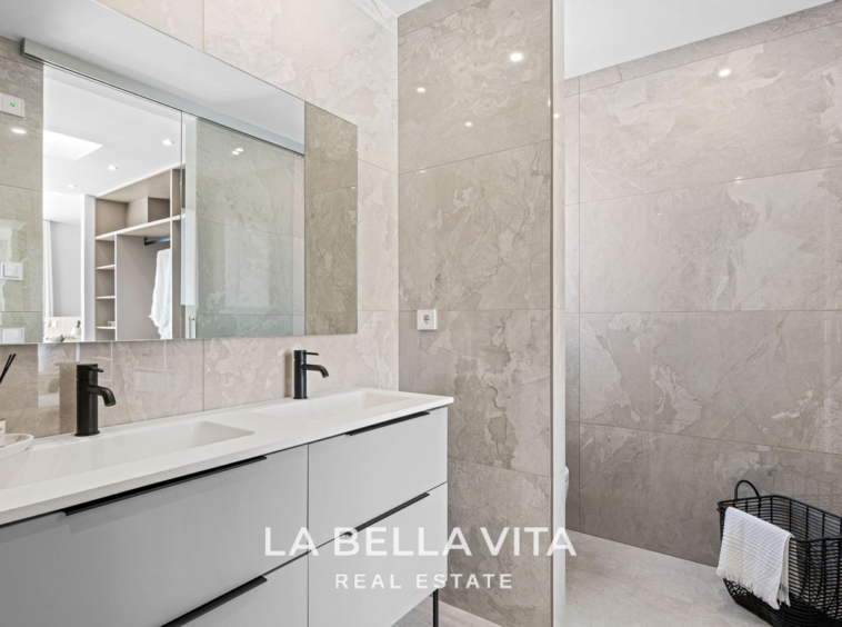 Stunning New Build Luxury Properties with private pool, garage and basement for sale in Polop, Alicante