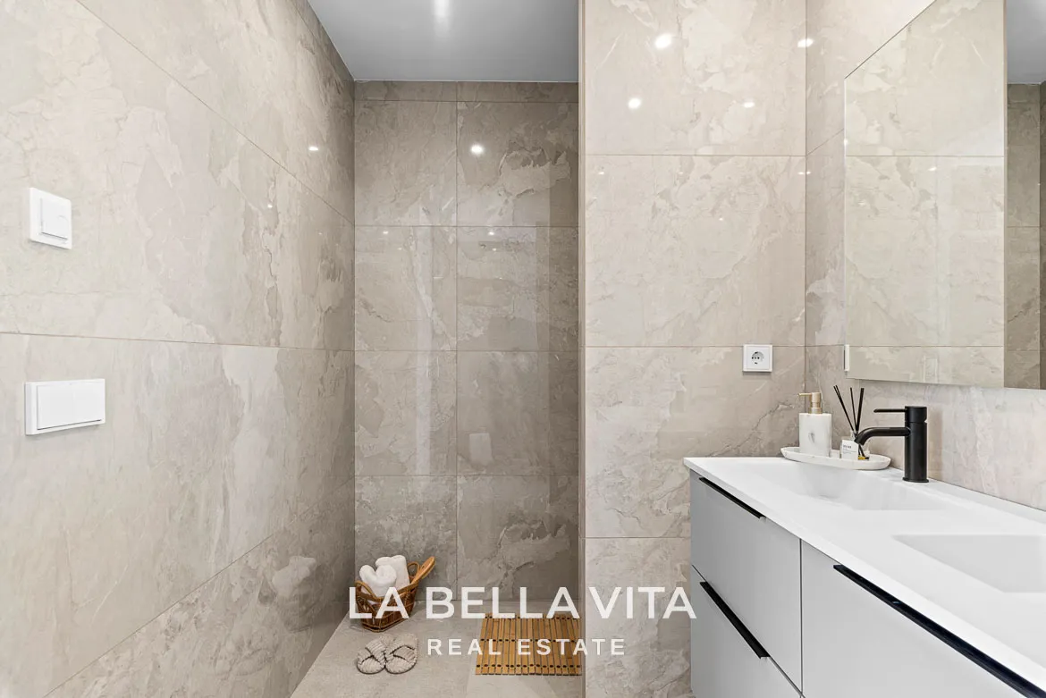 Stunning New Build Luxury Properties with private pool, garage and basement for sale in Polop, Alicante