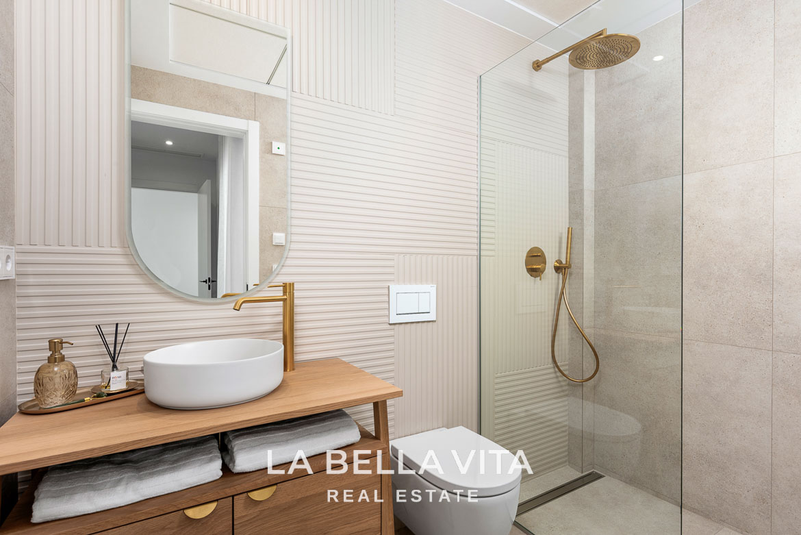 Stunning New Build Luxury Properties with private pool, garage and basement for sale in Polop, Alicante