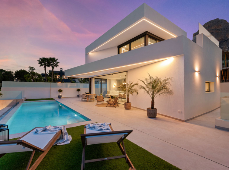 Stunning New Build Luxury Properties with private pool, garage and basement for sale in Polop, Alicante