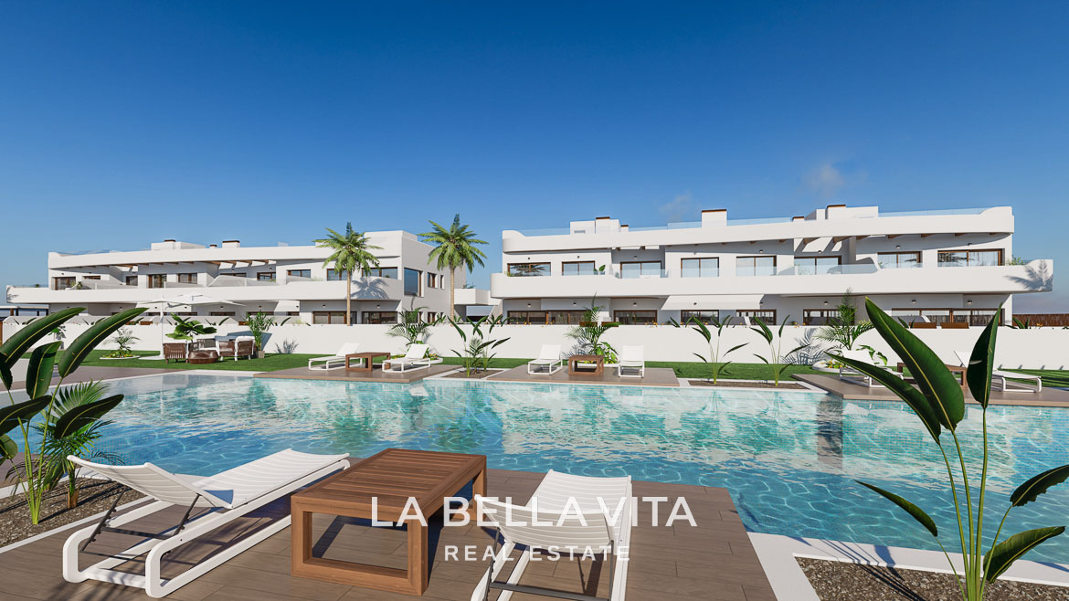Modern Mediterranean-Style New Build Apartments with Sea Views for Sale in Serena Golf, Los Alcázares