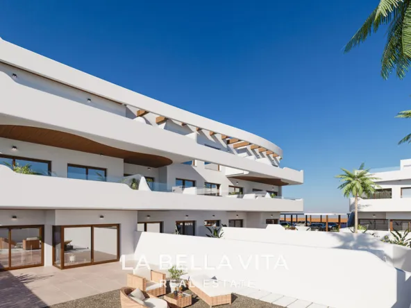 Modern Mediterranean-Style New Build Apartments with Sea Views for Sale in Serena Golf, Los Alcázares