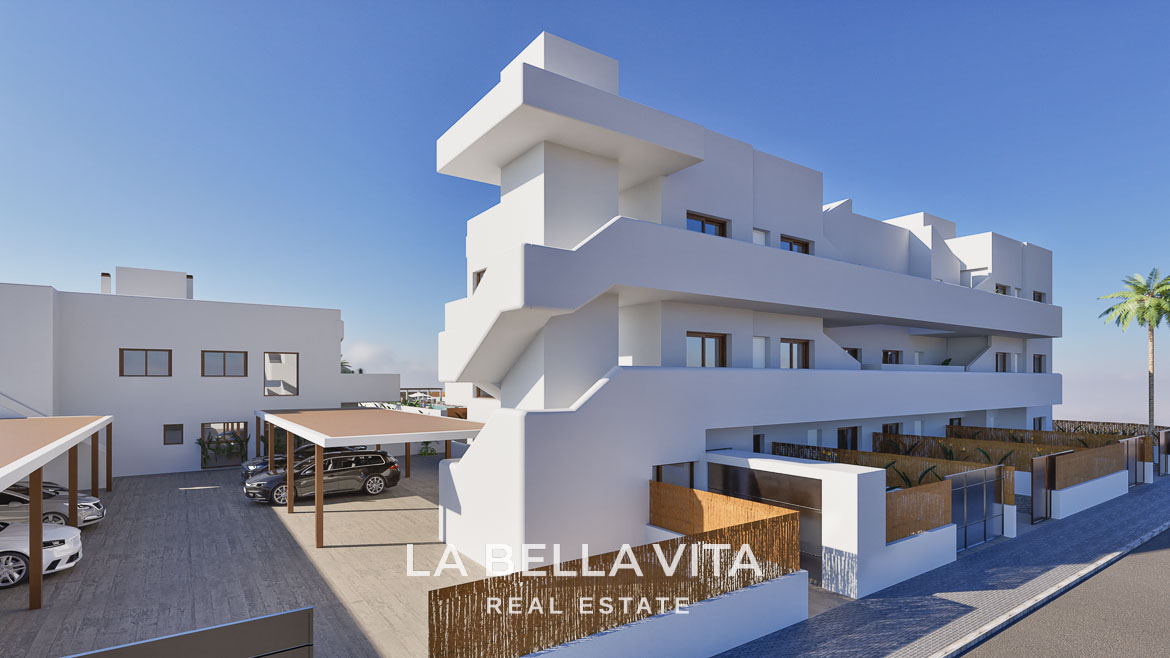Modern Mediterranean-Style New Build Apartments with Sea Views for Sale in Serena Golf, Los Alcázares