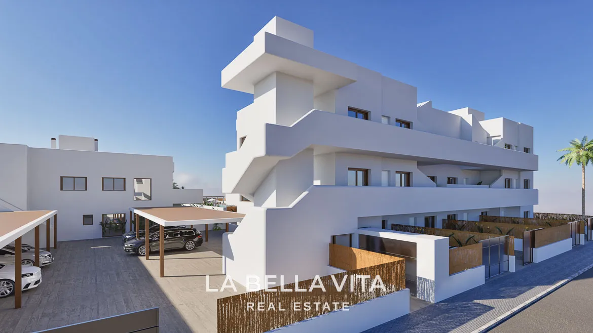 Modern Mediterranean-Style New Build Apartments with Sea Views for Sale in Serena Golf, Los Alcázares