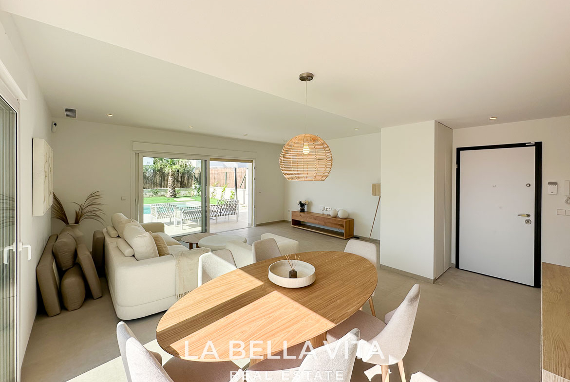 Modern New Build Independent Villas with Pools for sale in La Herrada, Los Montesinos