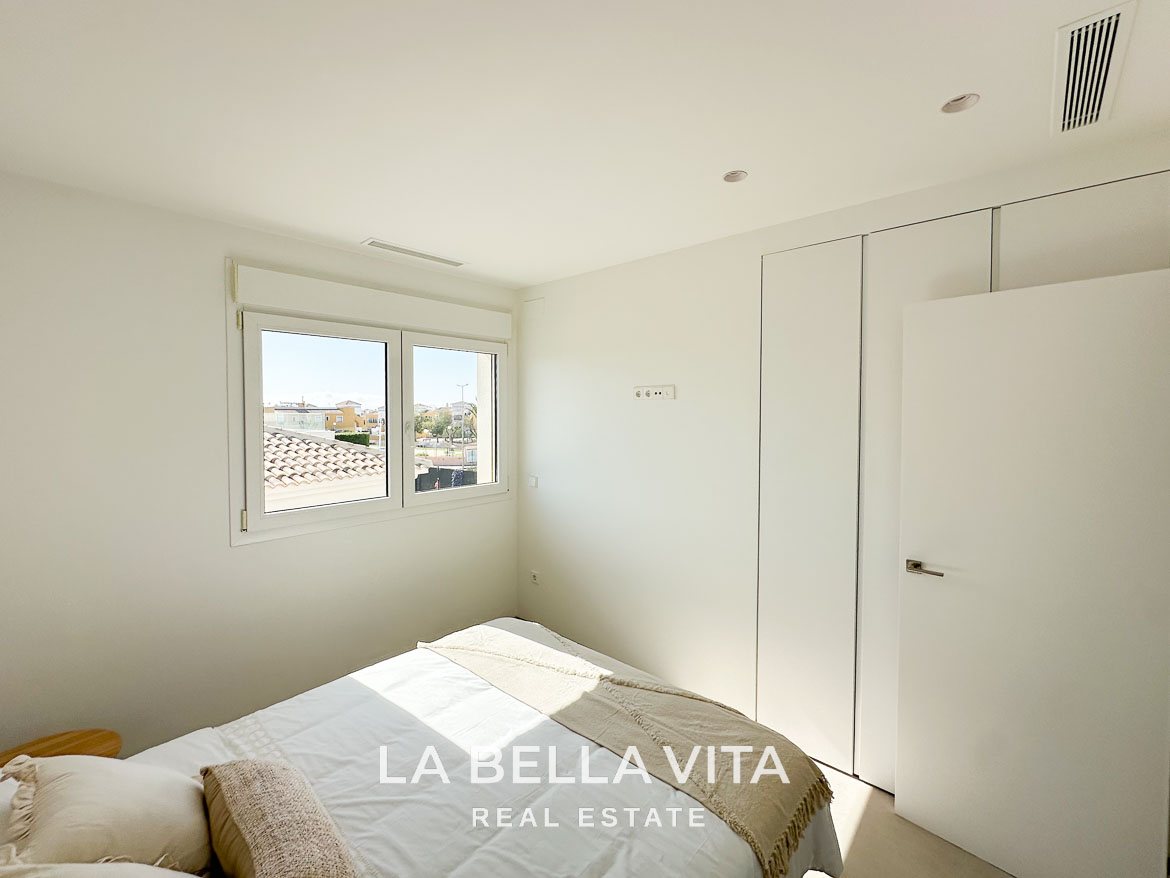 Modern New Build Independent Villas with Pools for sale in La Herrada, Los Montesinos