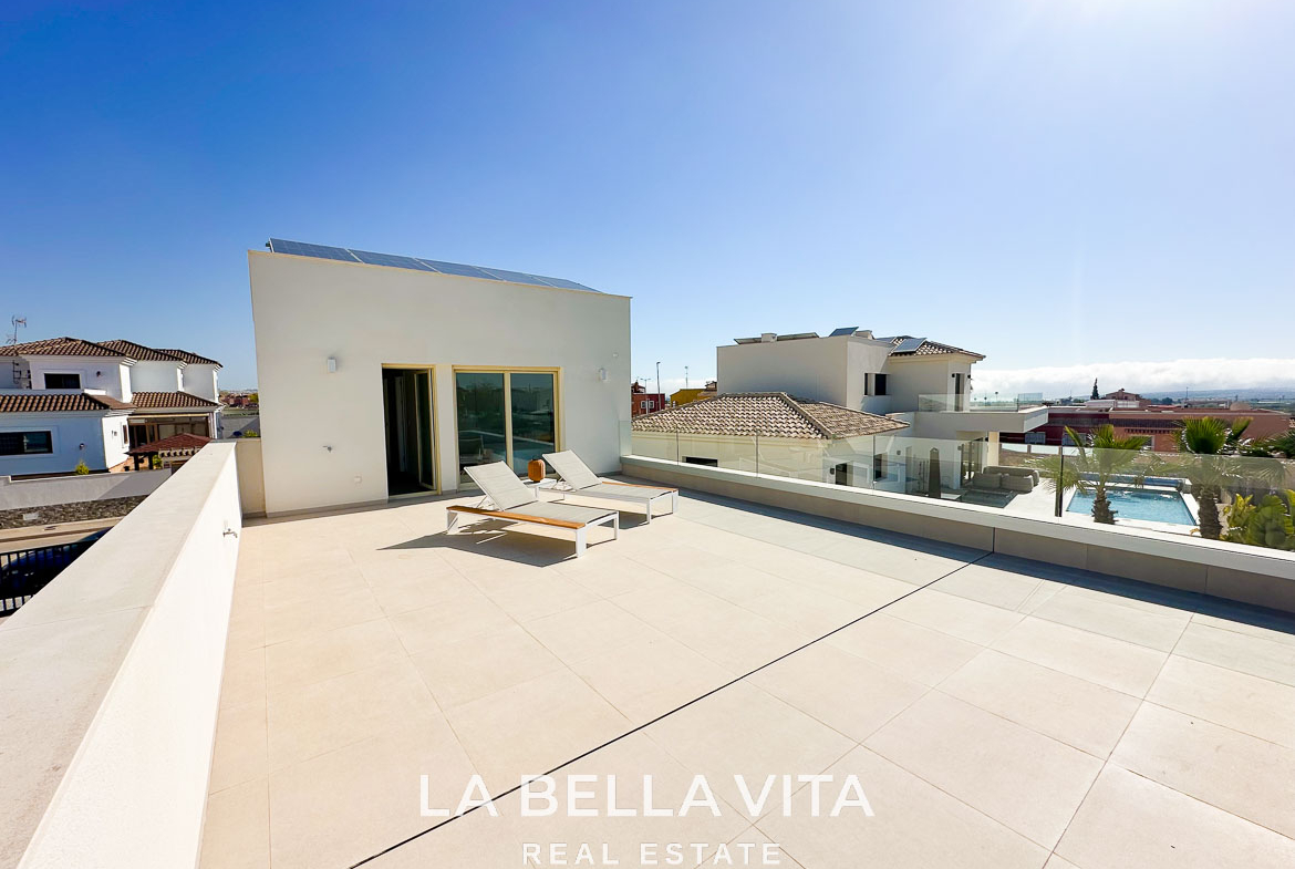 Modern New Build Independent Villas with Pools for sale in La Herrada, Los Montesinos