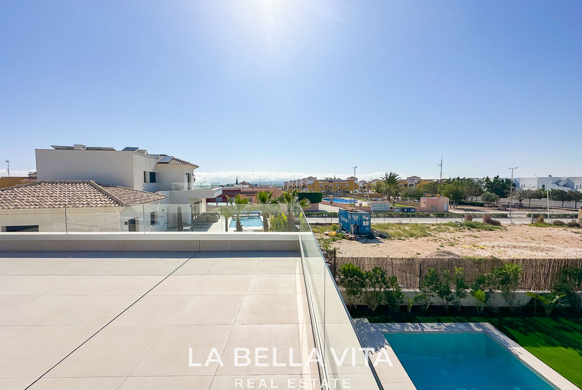 Modern New Build Independent Villas with Pools for sale in La Herrada, Los Montesinos