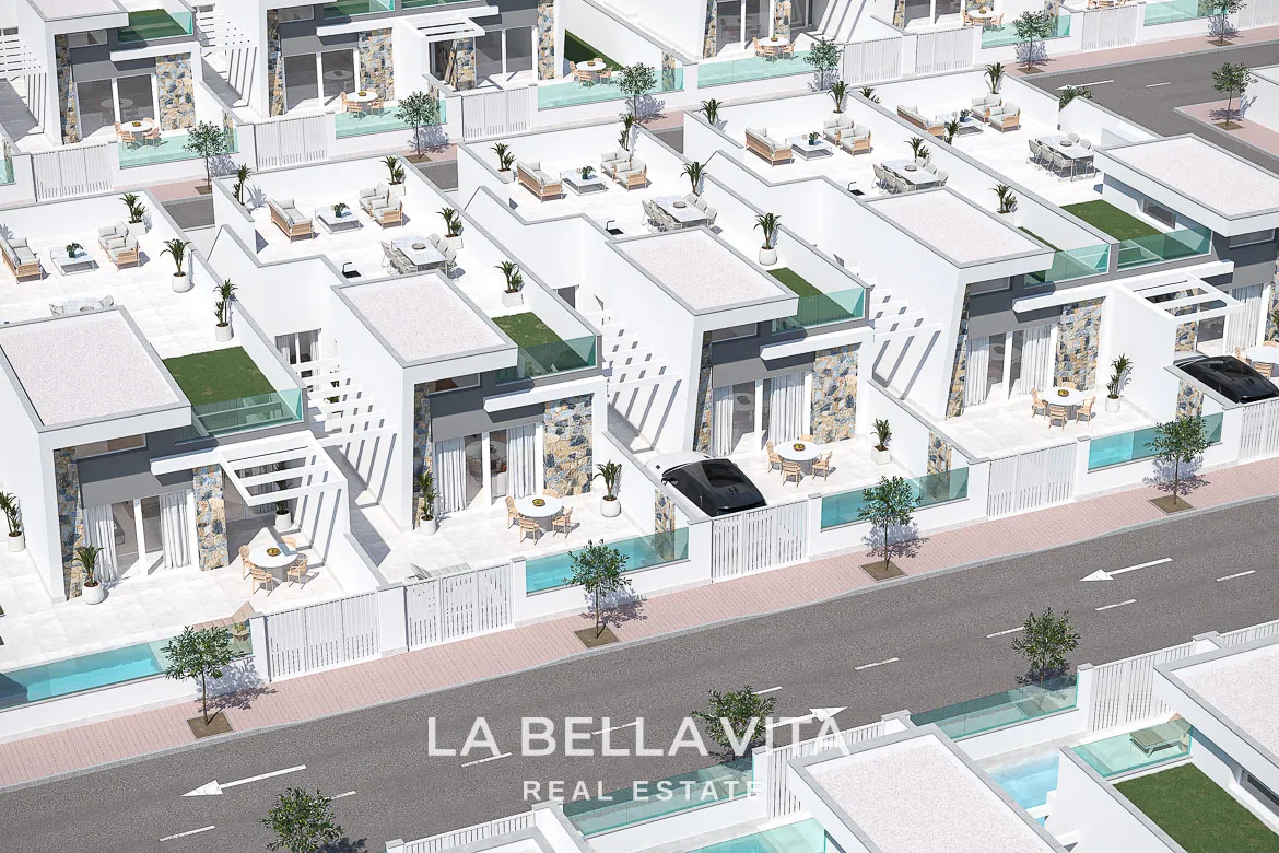 Modern New Build Single-Storey Villas with Double-Height Ceilings for Sale in Serena Golf, Los Alcázares