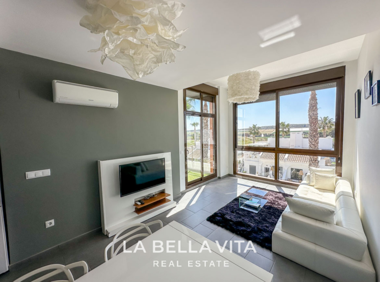 Modern Resale Penthouse Apartment with views for sale in Algorfa, La Finca Golf