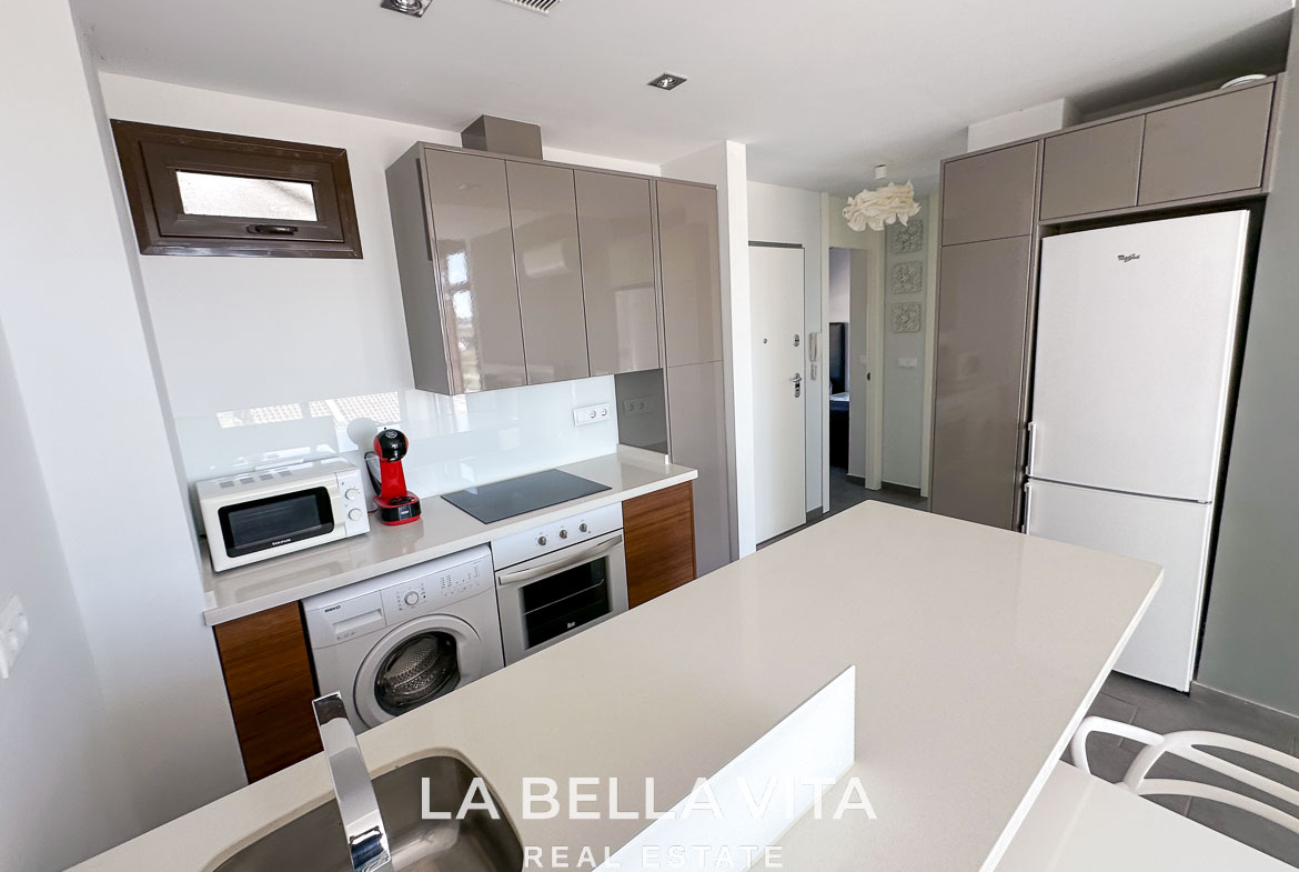 Modern Resale Penthouse Apartment with views for sale in Algorfa, La Finca Golf