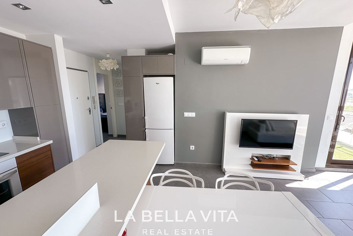 Modern Resale Penthouse Apartment with views for sale in Algorfa, La Finca Golf