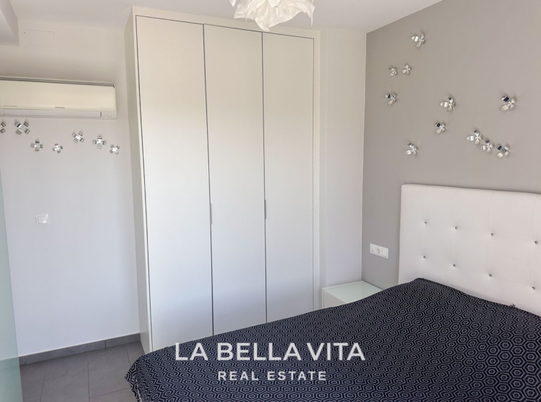 Modern Resale Penthouse Apartment with views for sale in Algorfa, La Finca Golf