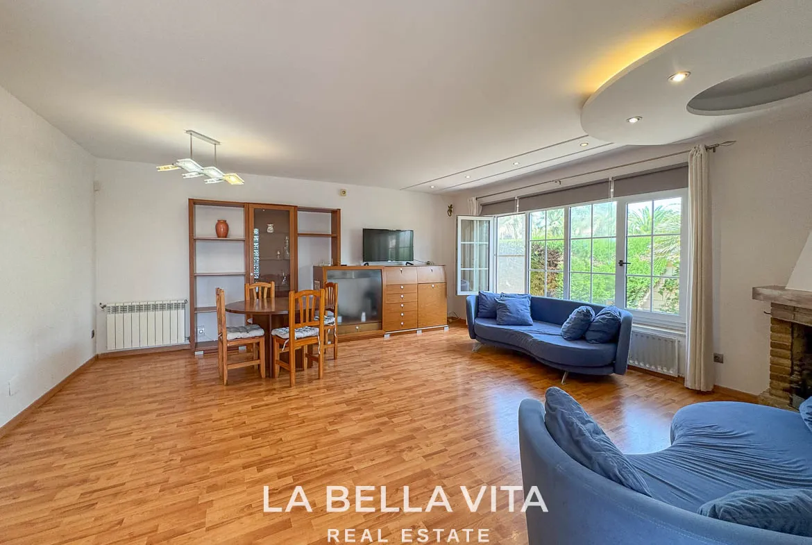 4 bedroom Beach House with private pool for sale in Cabo Roig, Orihuela Costa, Alicante