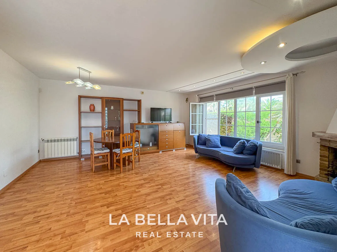 4 bedroom Beach House with private pool for sale in Cabo Roig, Orihuela Costa, Alicante