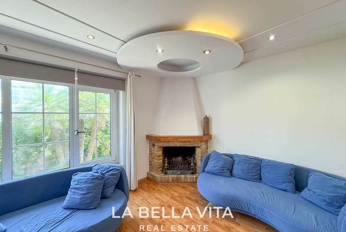4 bedroom Beach House with private pool for sale in Cabo Roig, Orihuela Costa, Alicante