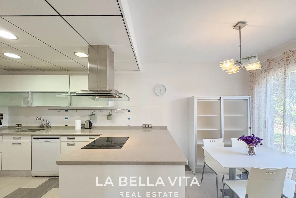 4 bedroom Beach House with private pool for sale in Cabo Roig, Orihuela Costa, Alicante