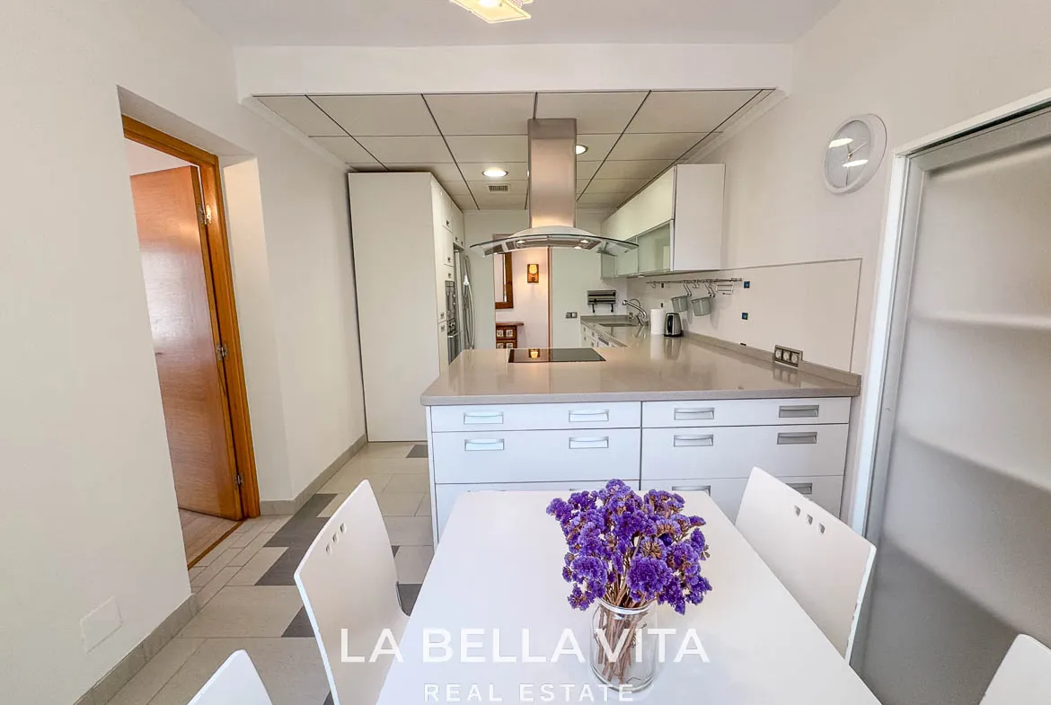 4 bedroom Beach House with private pool for sale in Cabo Roig, Orihuela Costa, Alicante