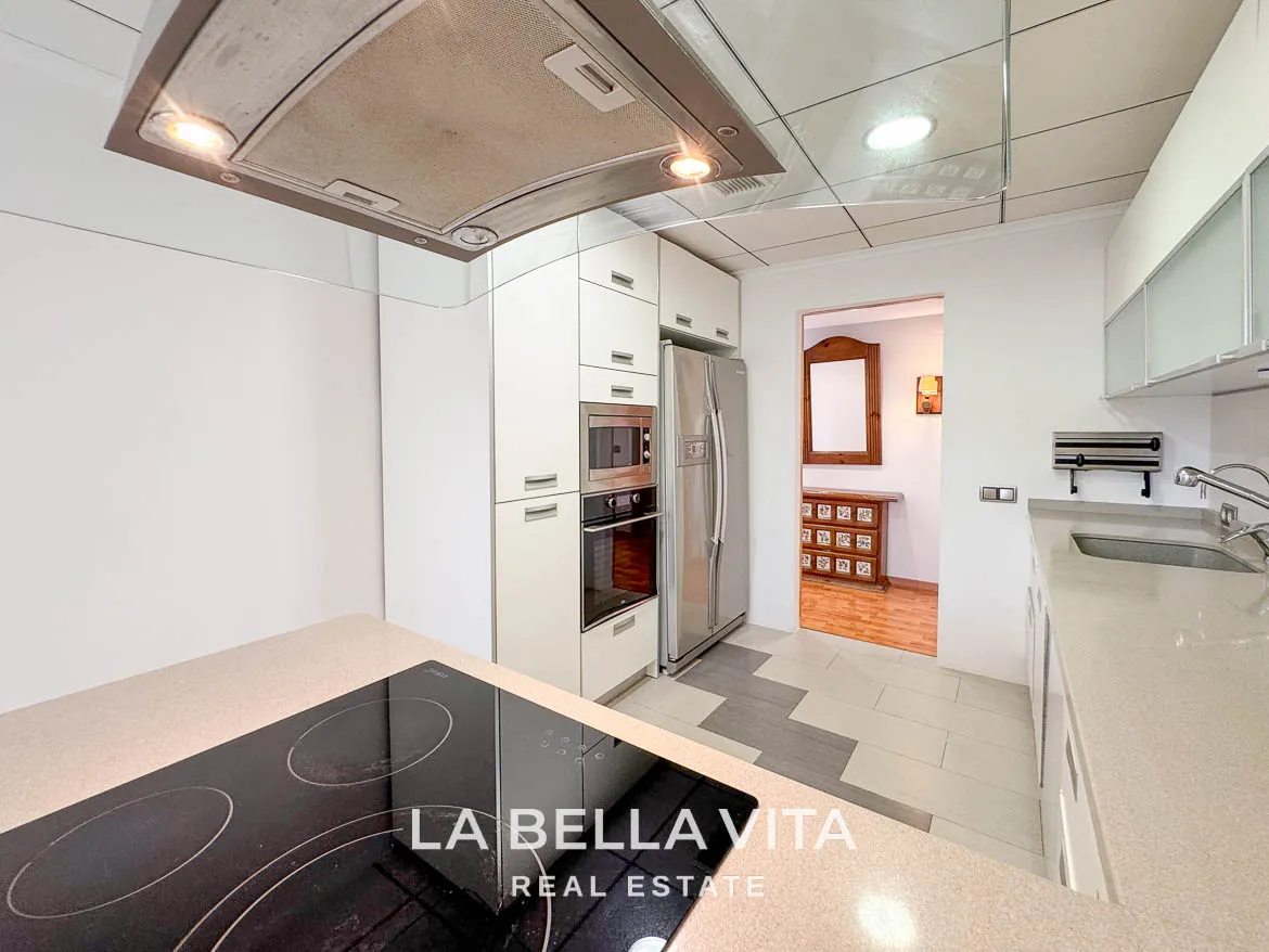 4 bedroom Beach House with private pool for sale in Cabo Roig, Orihuela Costa, Alicante