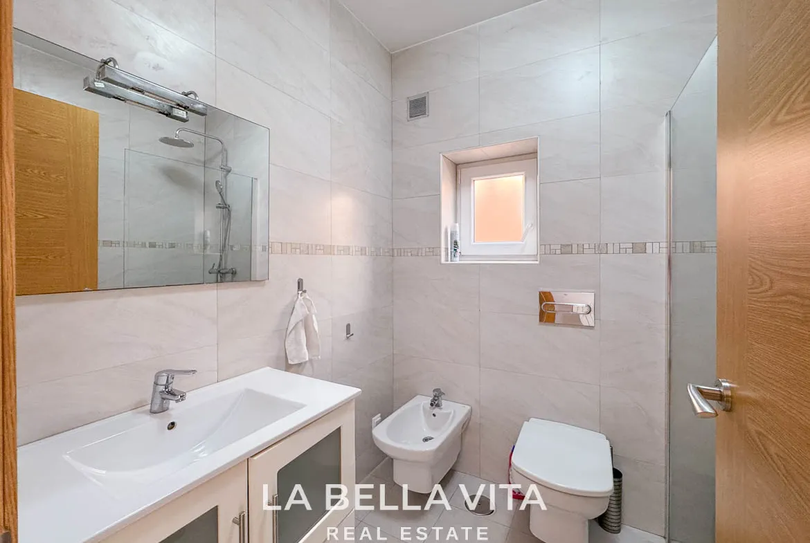 4 bedroom Beach House with private pool for sale in Cabo Roig, Orihuela Costa, Alicante