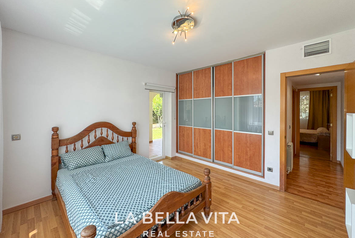 4 bedroom Beach House with private pool for sale in Cabo Roig, Orihuela Costa